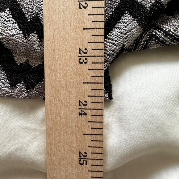 Susan Graver Women's Chevron Pattern Sheer Cardigan Jacket 2X Black Beige - Picture 8 of 10